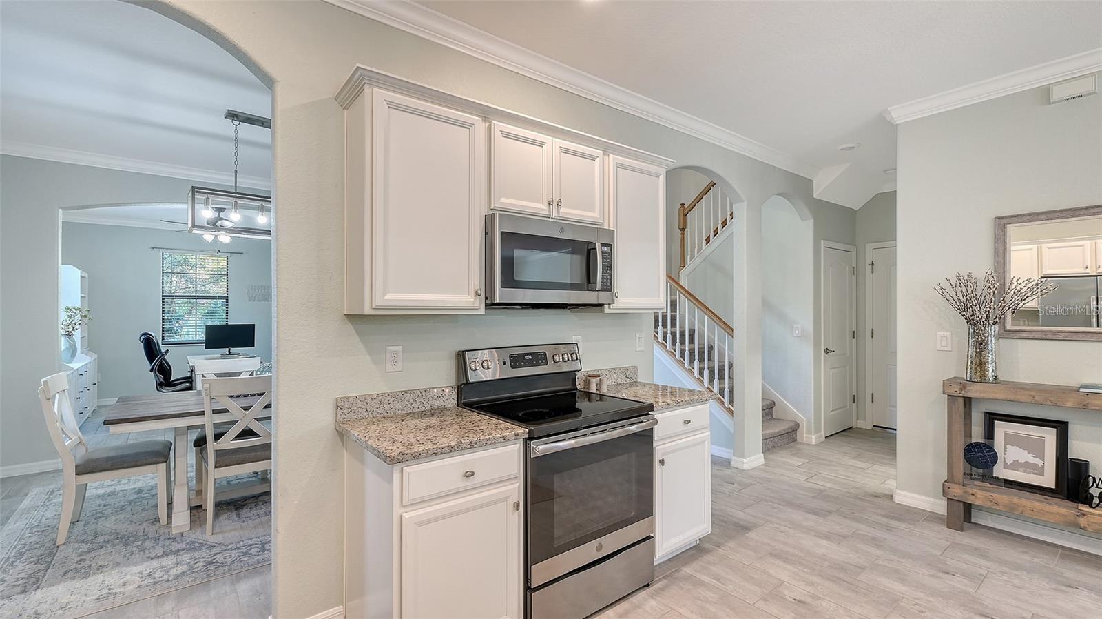 12801 CINQUETERRE DR — photo 18