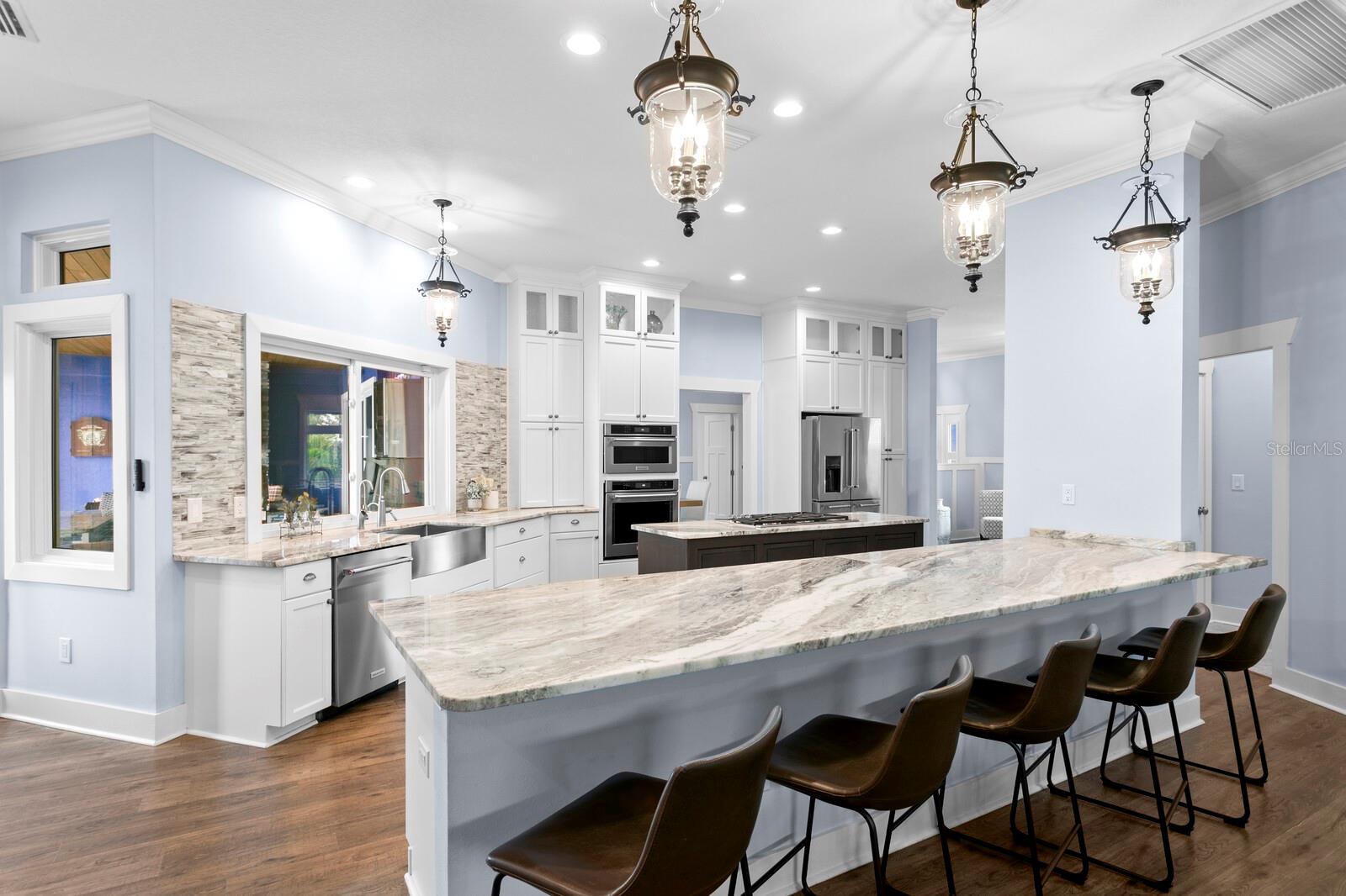 704 EAGLE LN — photo 12