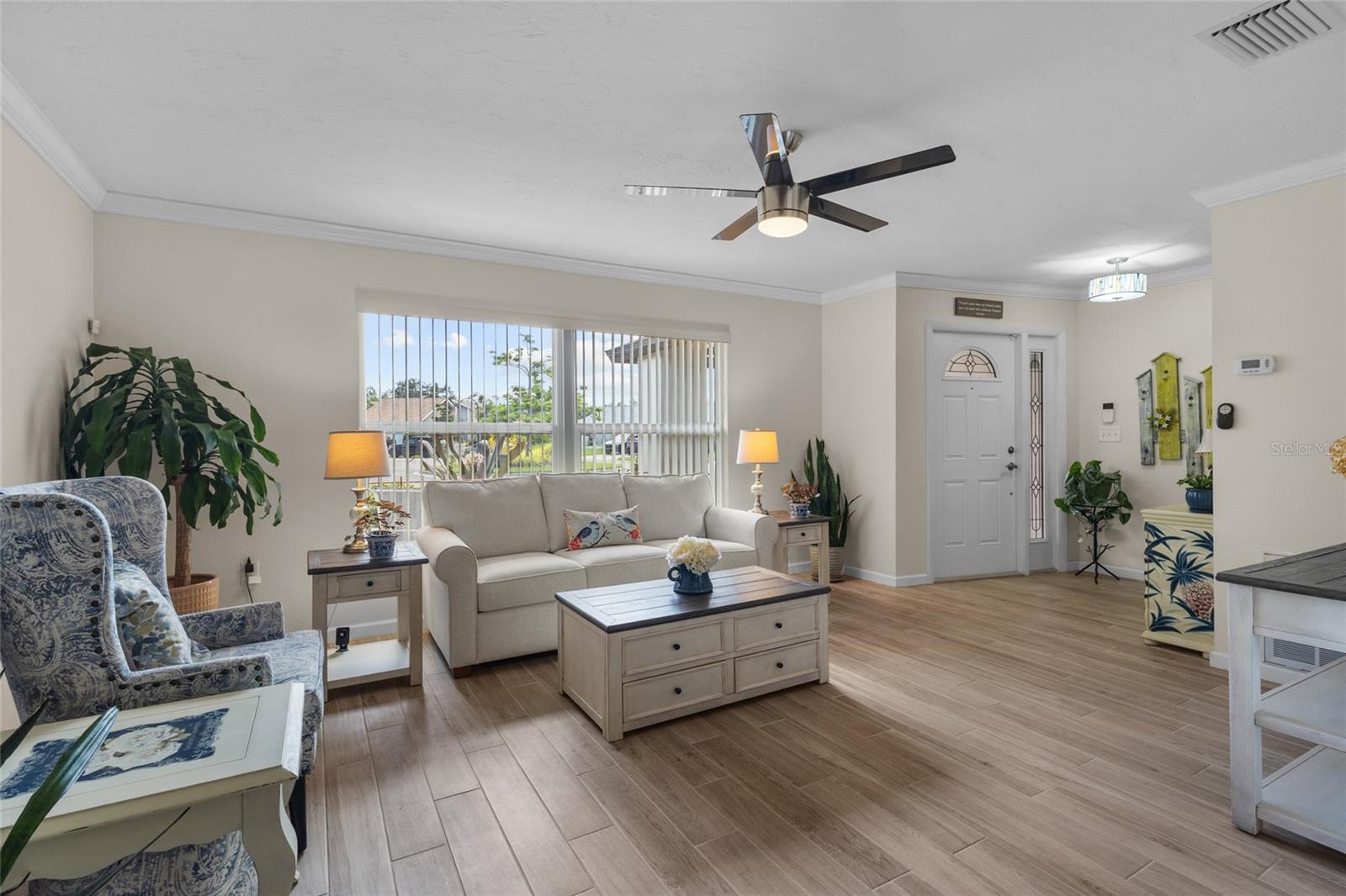 6640 WATERFORD LN — photo 4