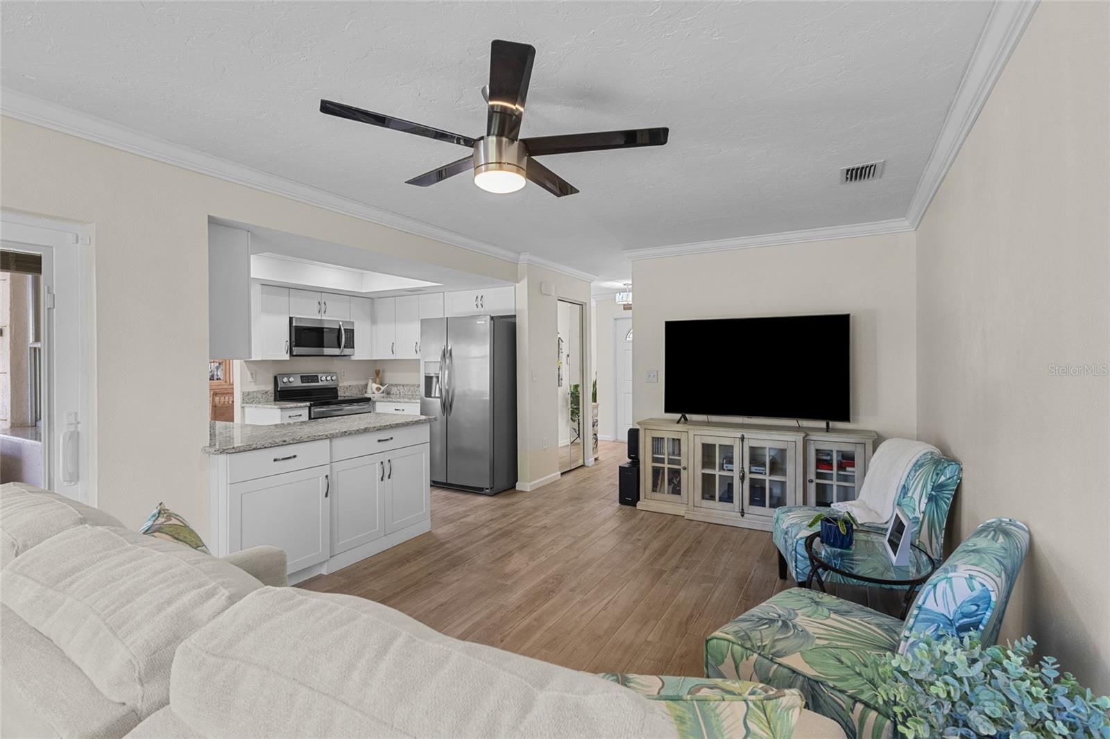 6640 WATERFORD LN — photo 8