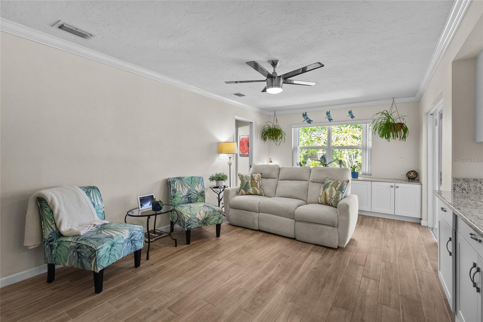 6640 WATERFORD LN — photo 10