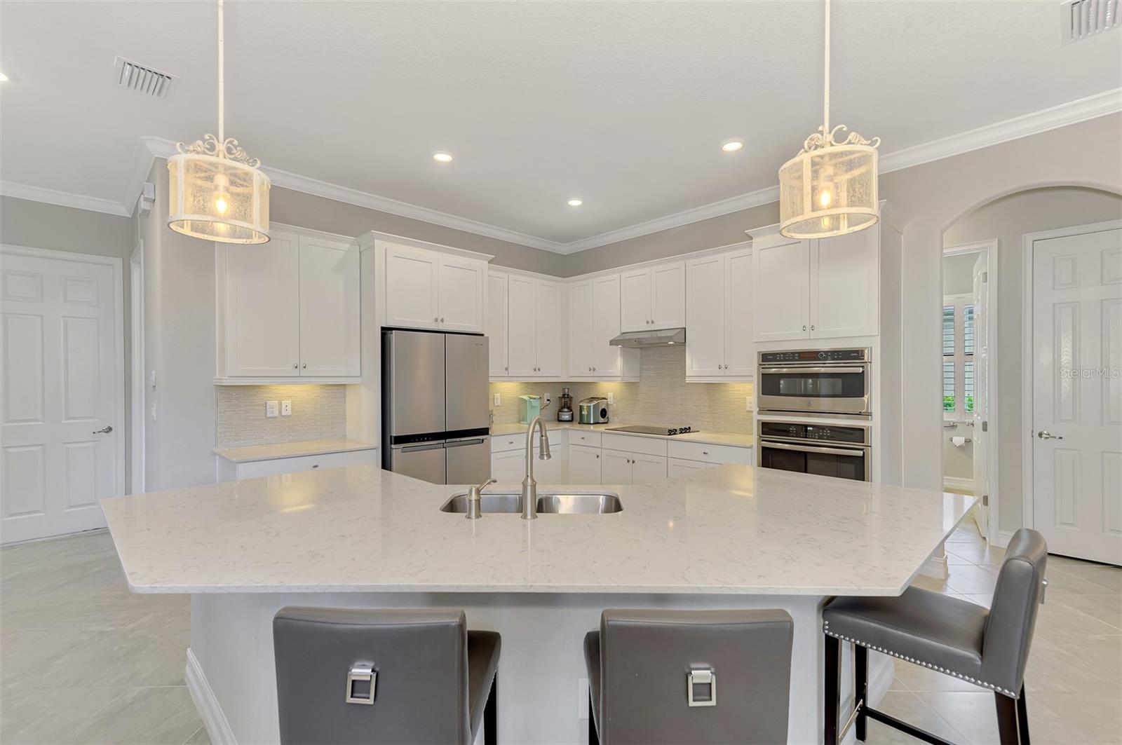 10908 BULLRUSH DR — photo 21