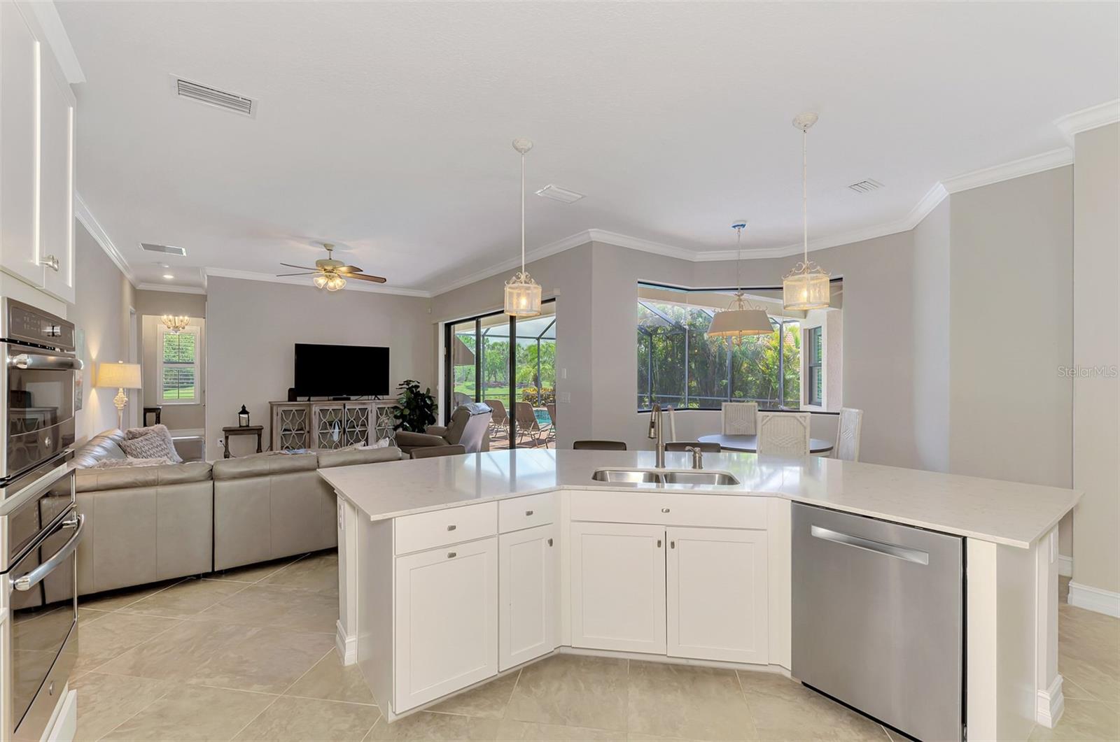 10908 BULLRUSH DR — photo 25