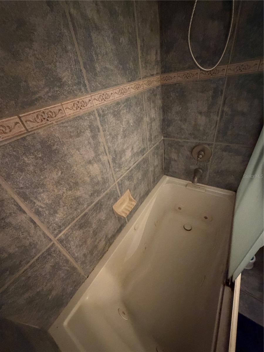 10200 GANDY BLVD N #1316 — photo 20