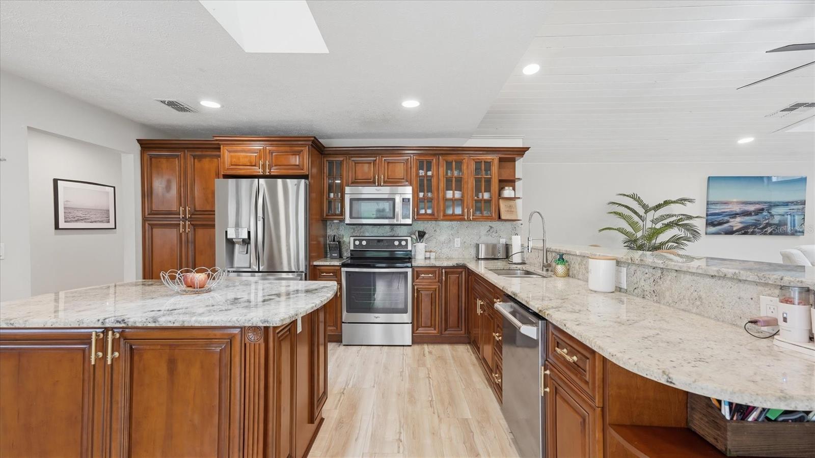 15127 PENNINGTON RD — photo 14