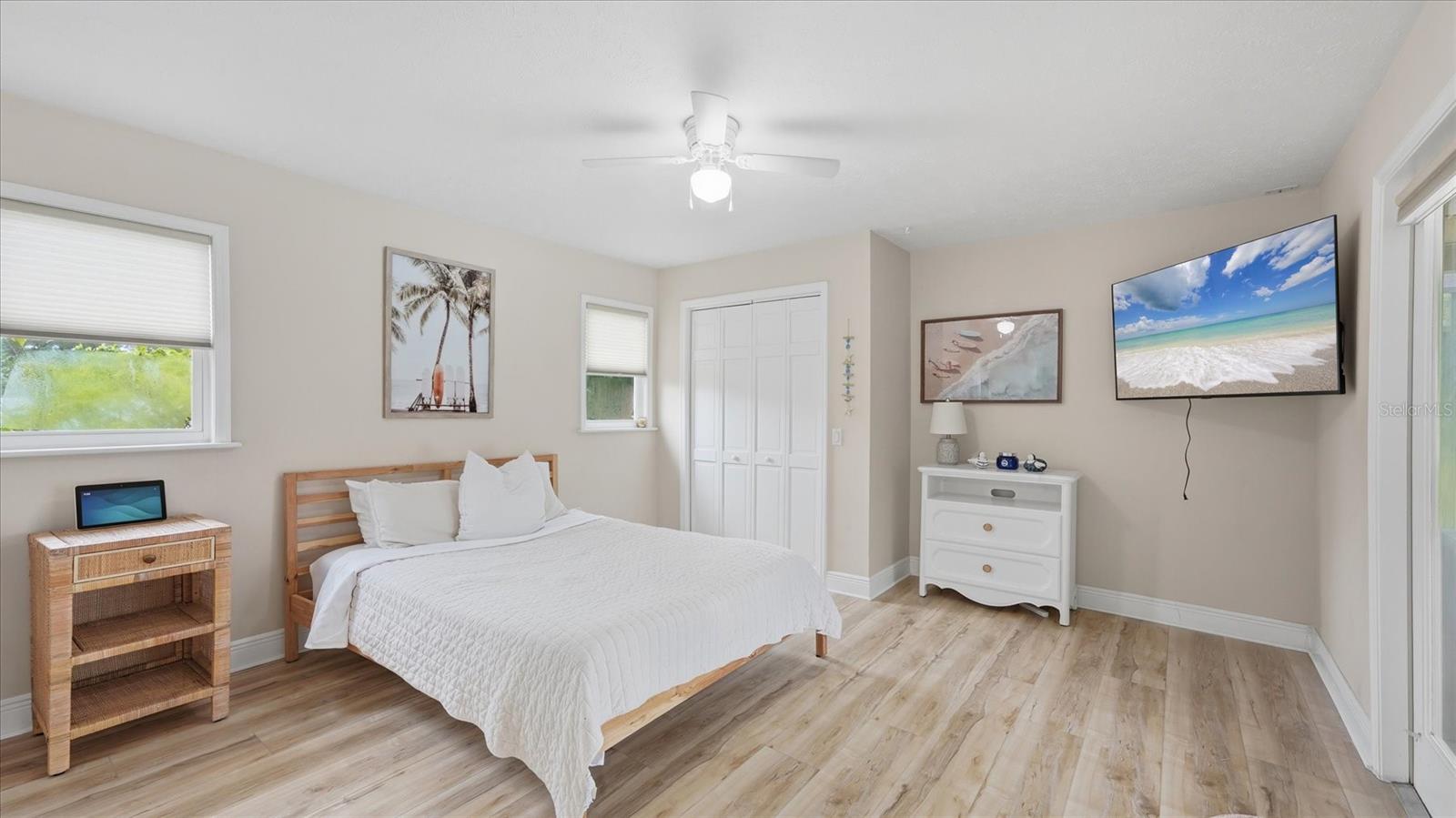15127 PENNINGTON RD — photo 48