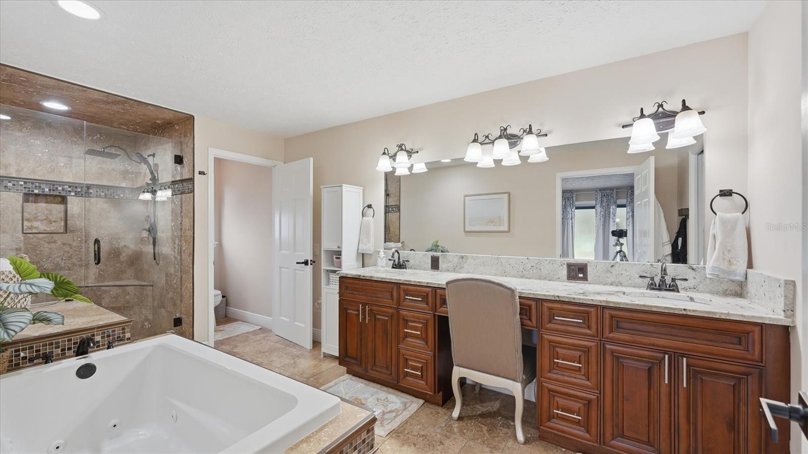 15127 PENNINGTON RD — photo 37