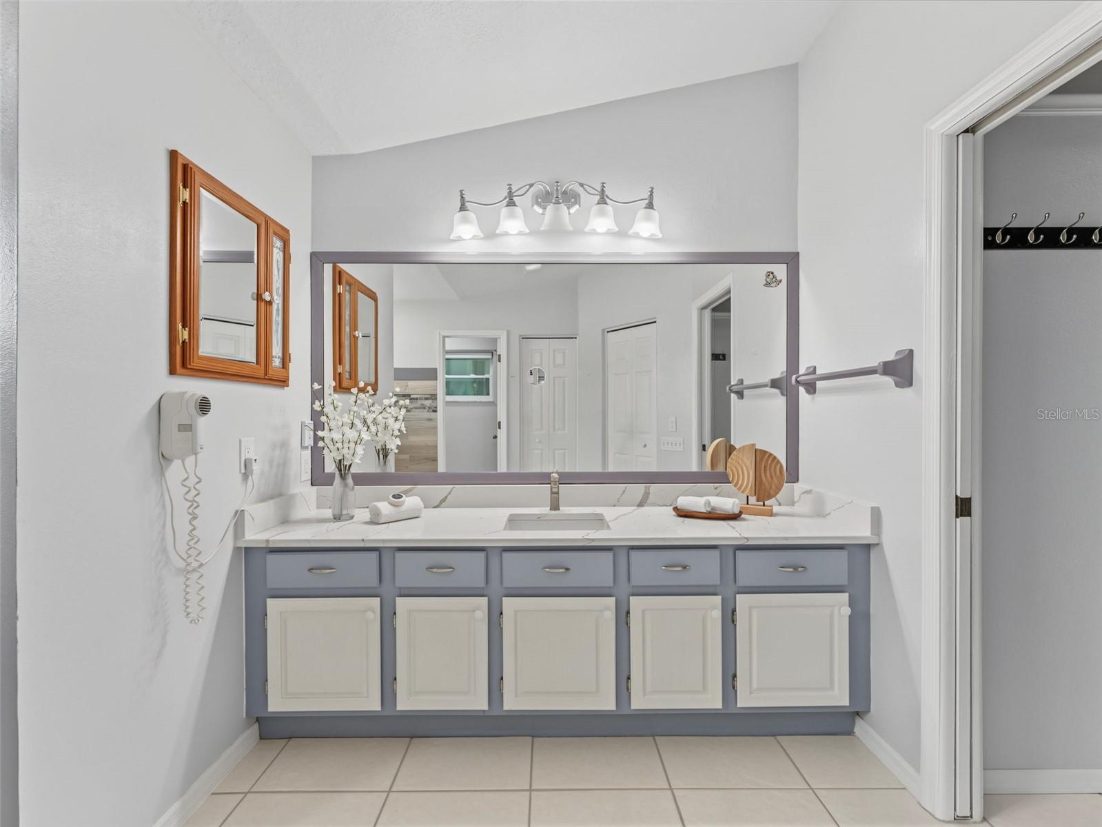 8342 DANBURY LN — photo 36