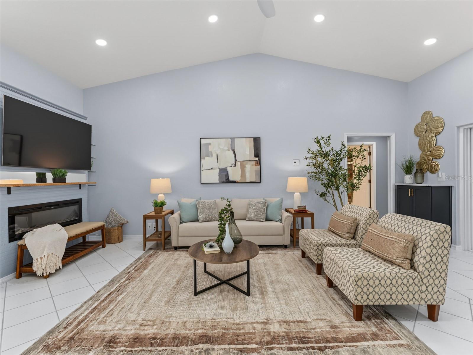 8342 DANBURY LN — photo 10