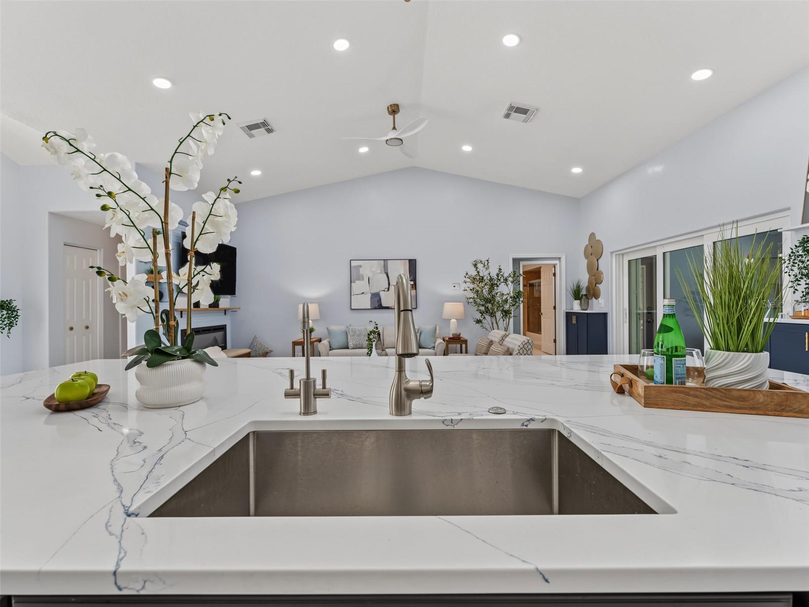 8342 DANBURY LN — photo 27