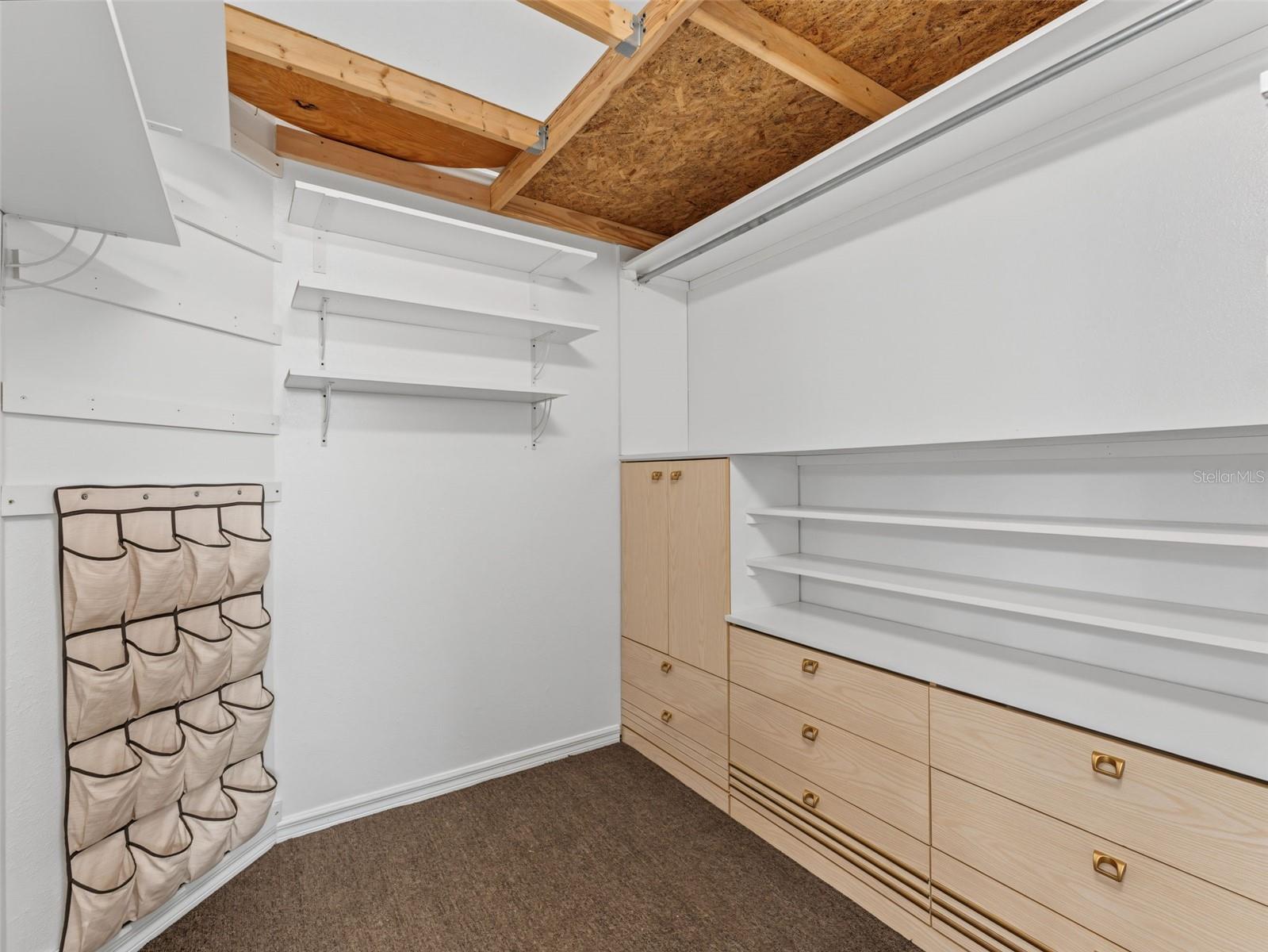 8342 DANBURY LN — photo 39