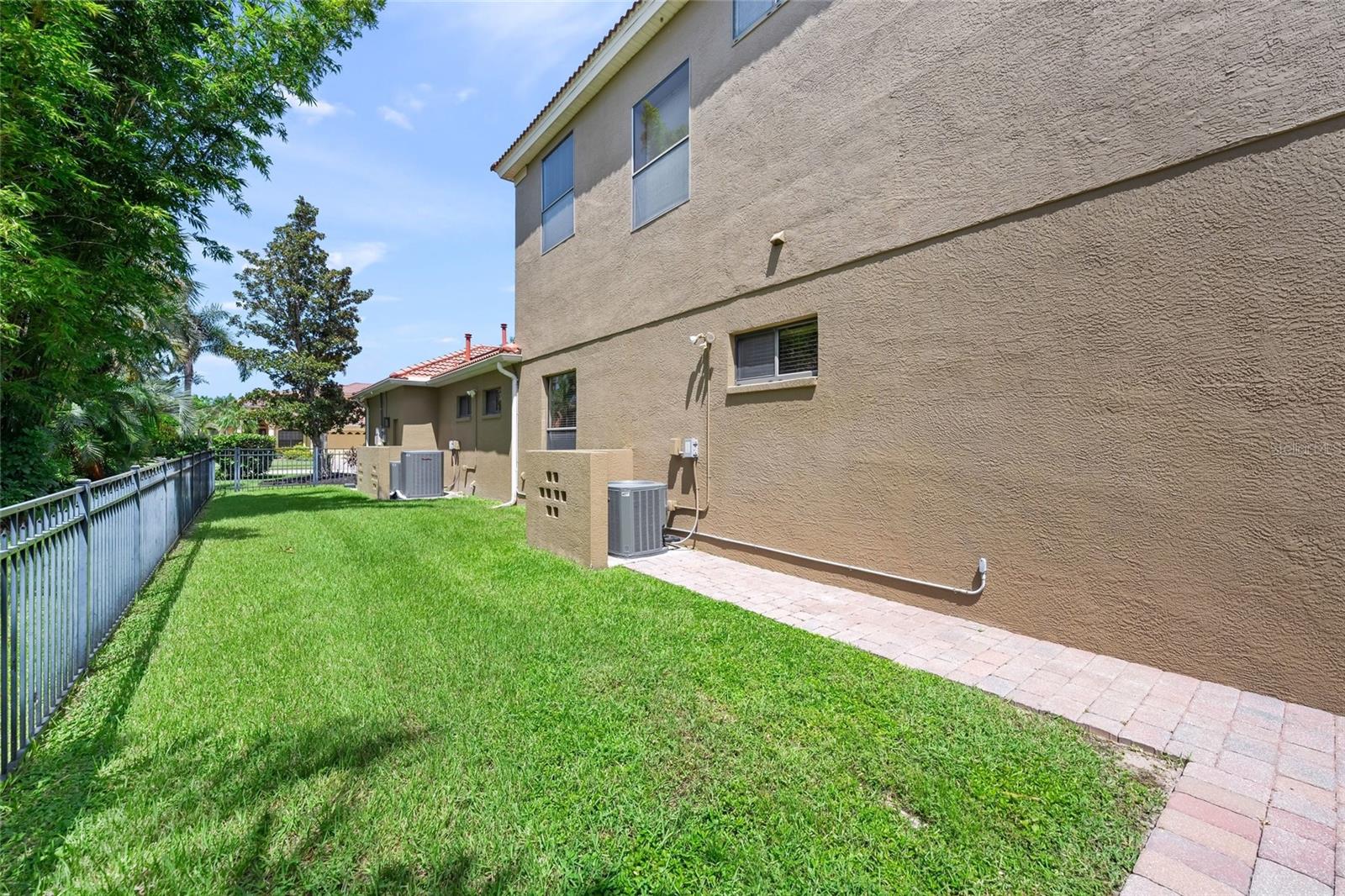 4665 TUSCANA DR — photo 51