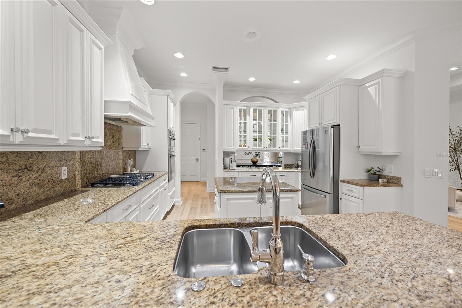 4665 TUSCANA DR — photo 15