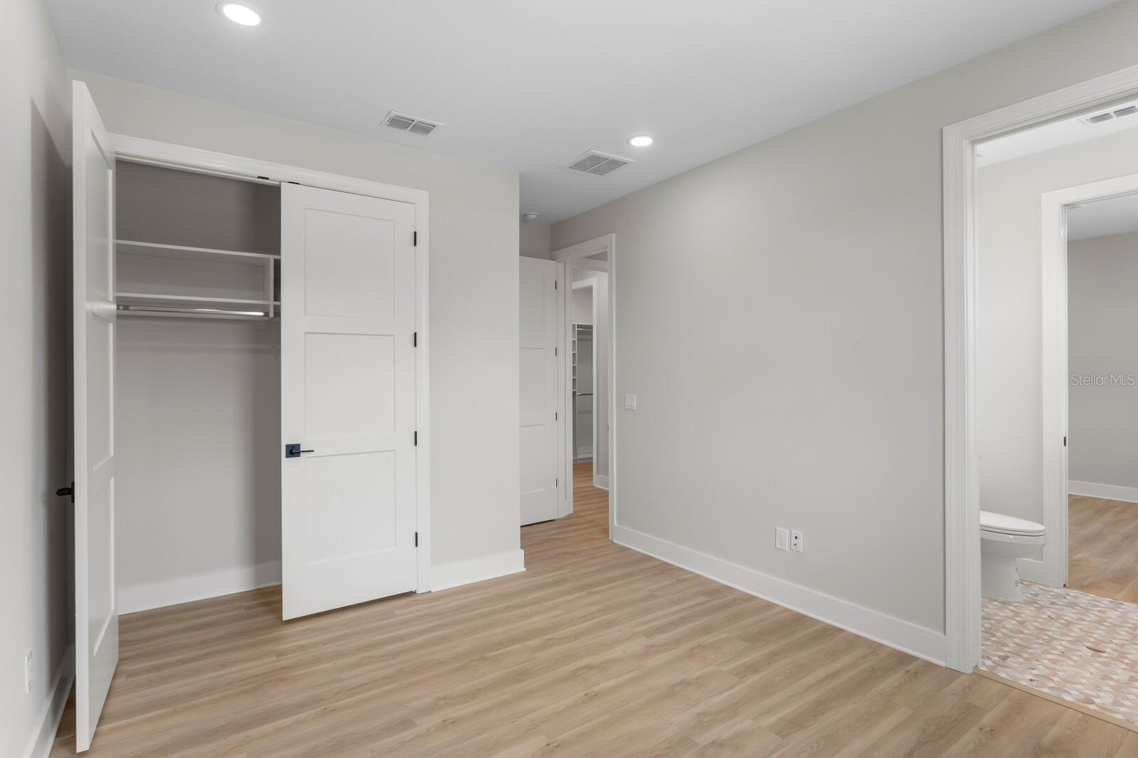 5210 BAYSHORE BLVD #4 — photo 24