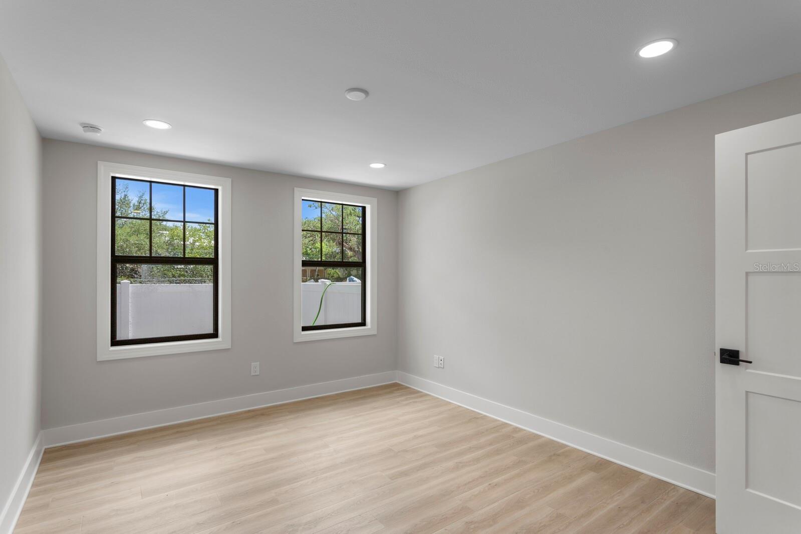 5210 BAYSHORE BLVD #4 — photo 30