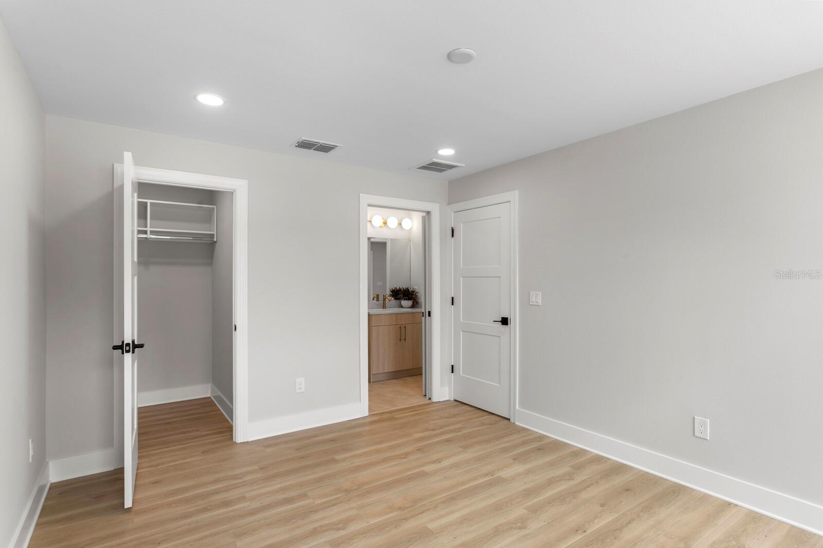 5210 BAYSHORE BLVD #4 — photo 29