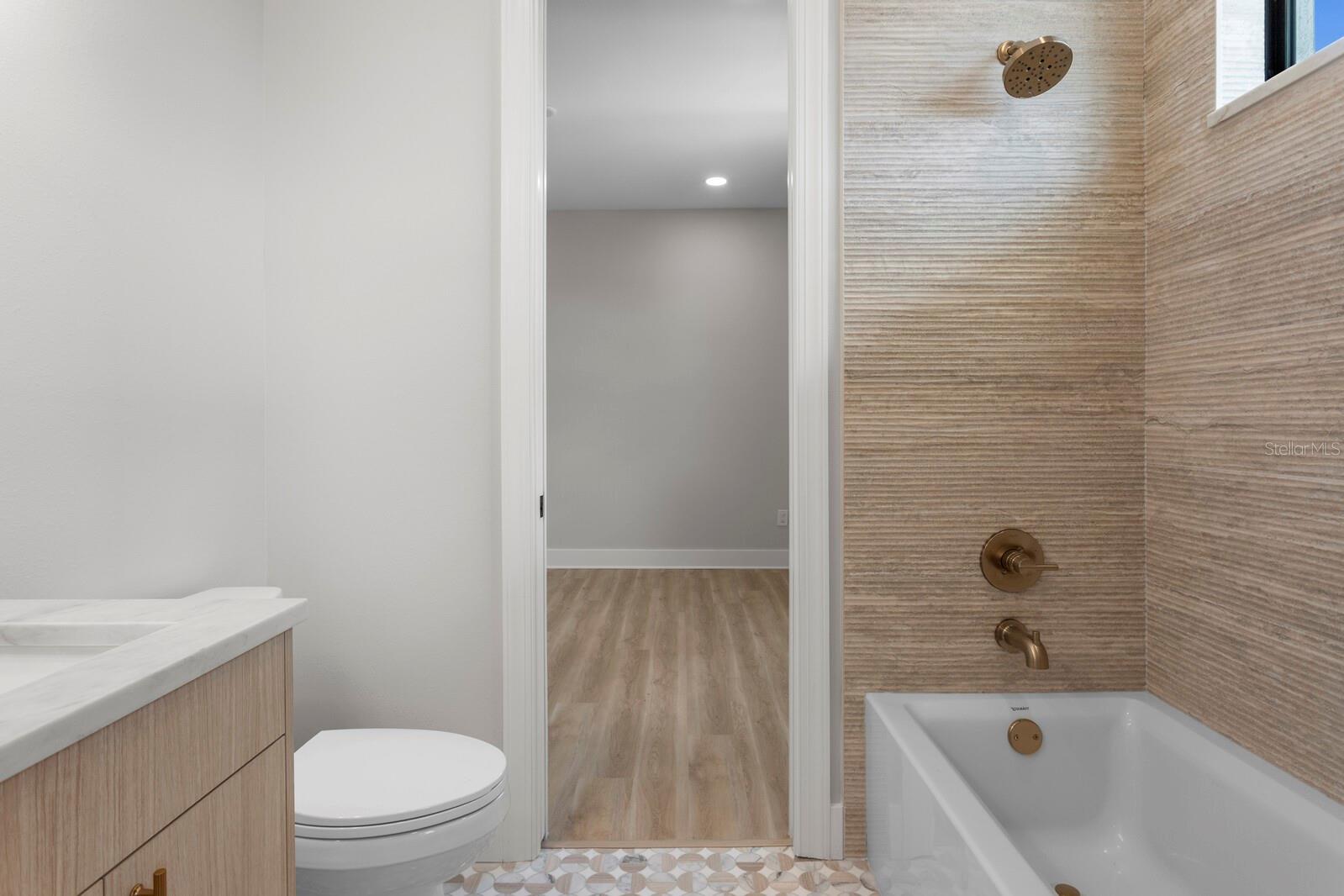 5210 BAYSHORE BLVD #4 — photo 25