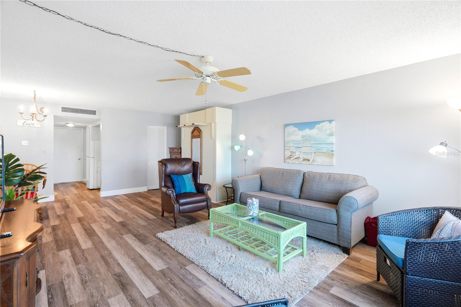 4725 COVE CIR #306 — photo 8