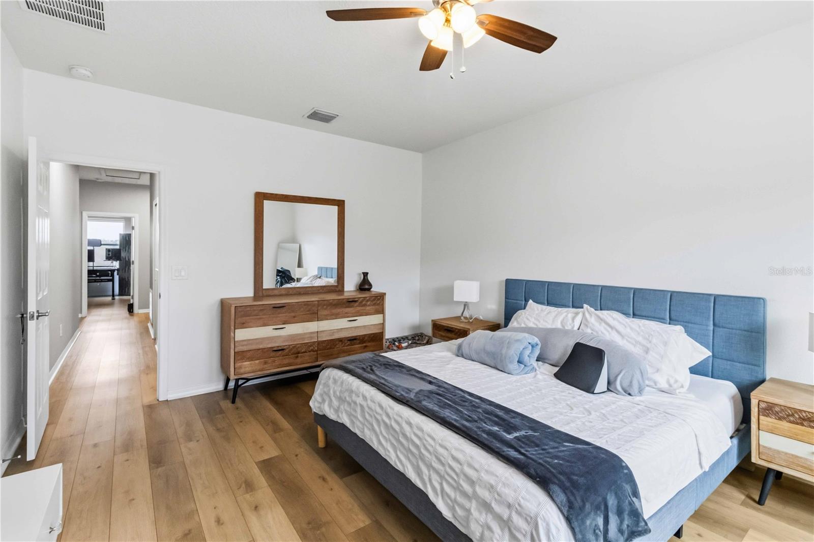 10716 AVERY PARK DR — photo 21