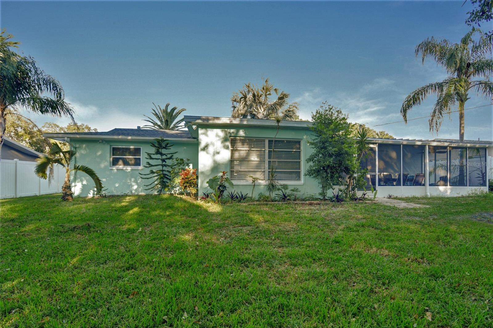 1968 SOUVENIR DR — photo 5