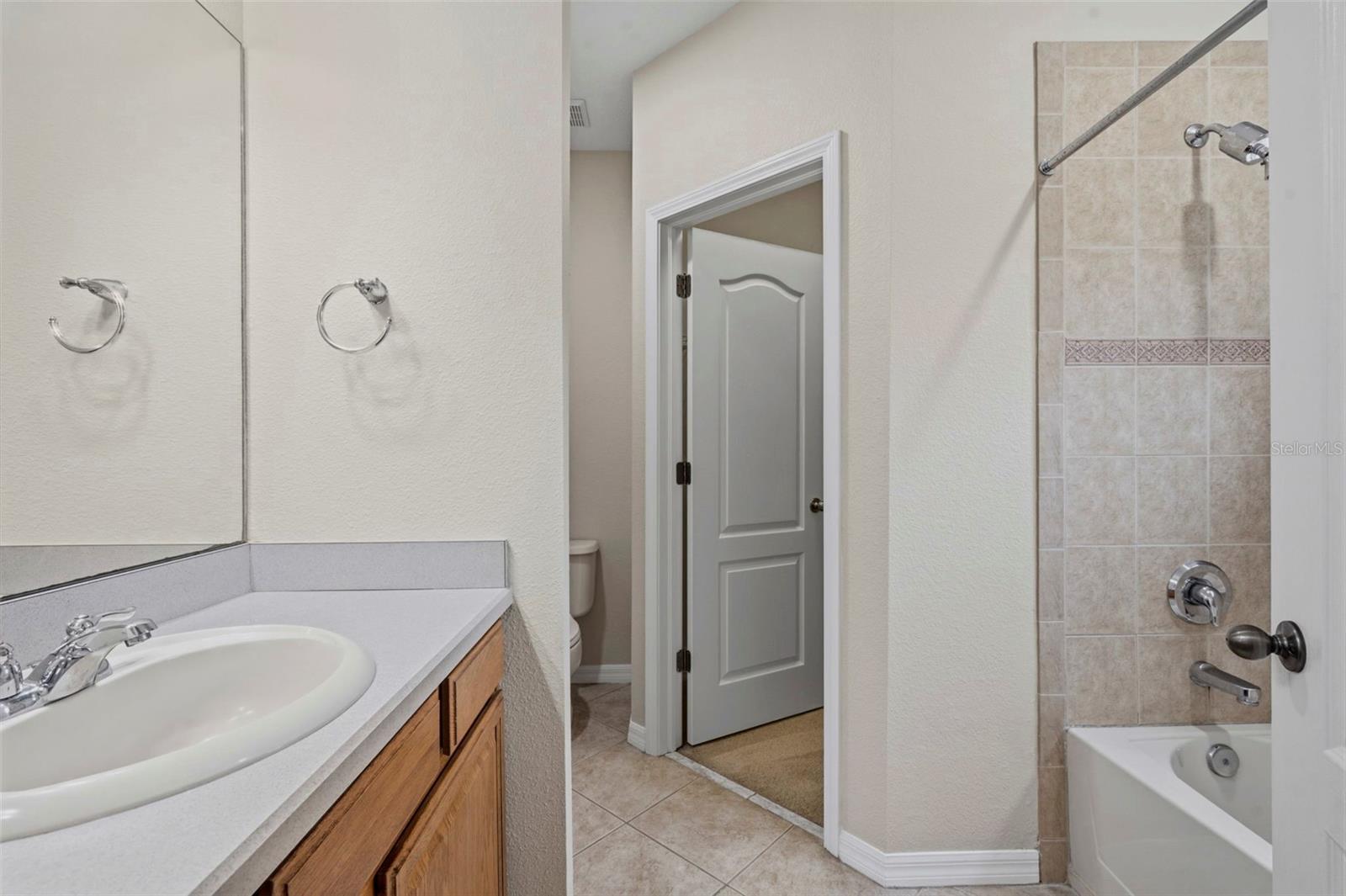 7212 STERLING POINT CT — photo 28