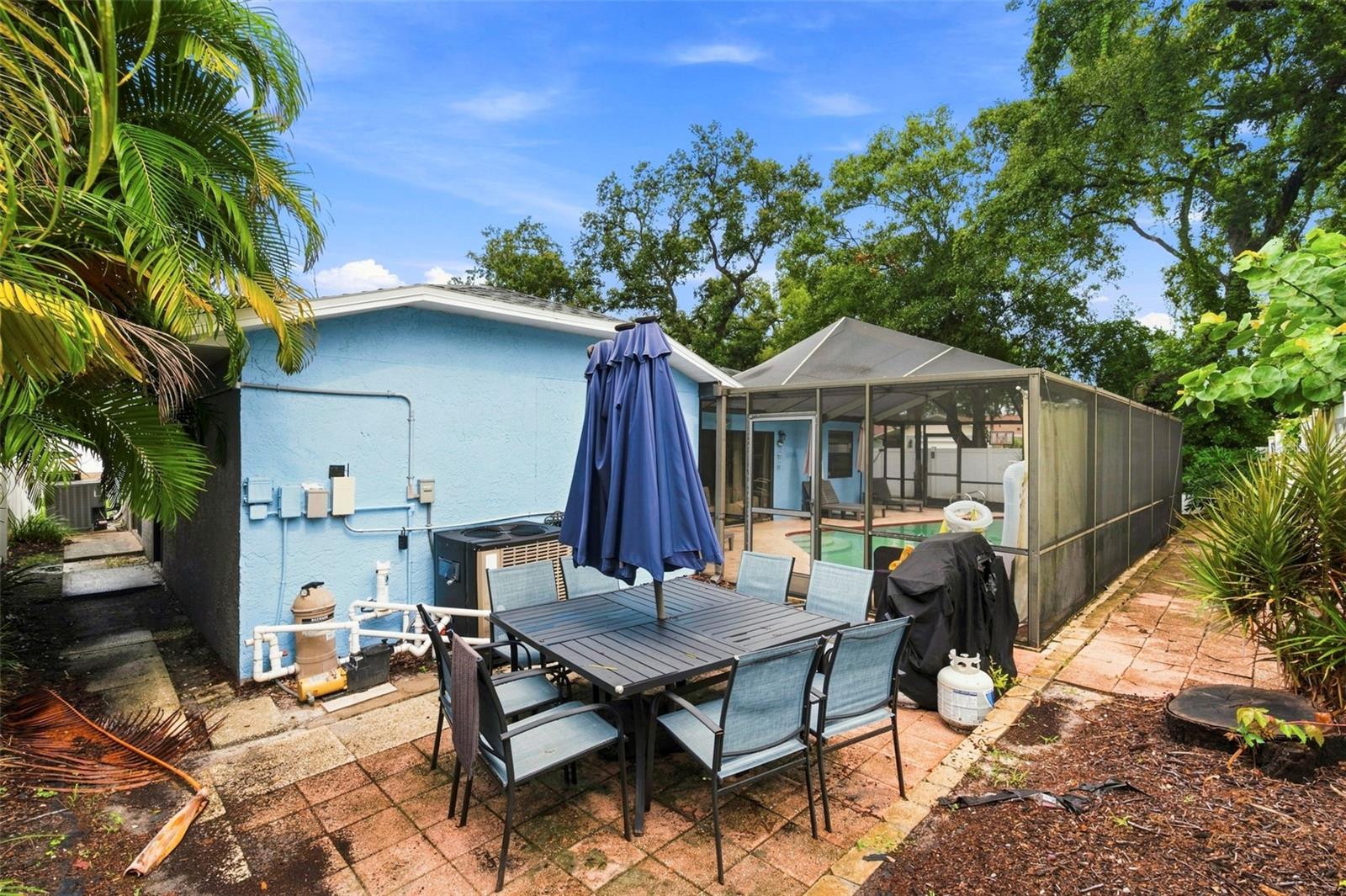 2475 GULFBREEZE CIR — photo 57