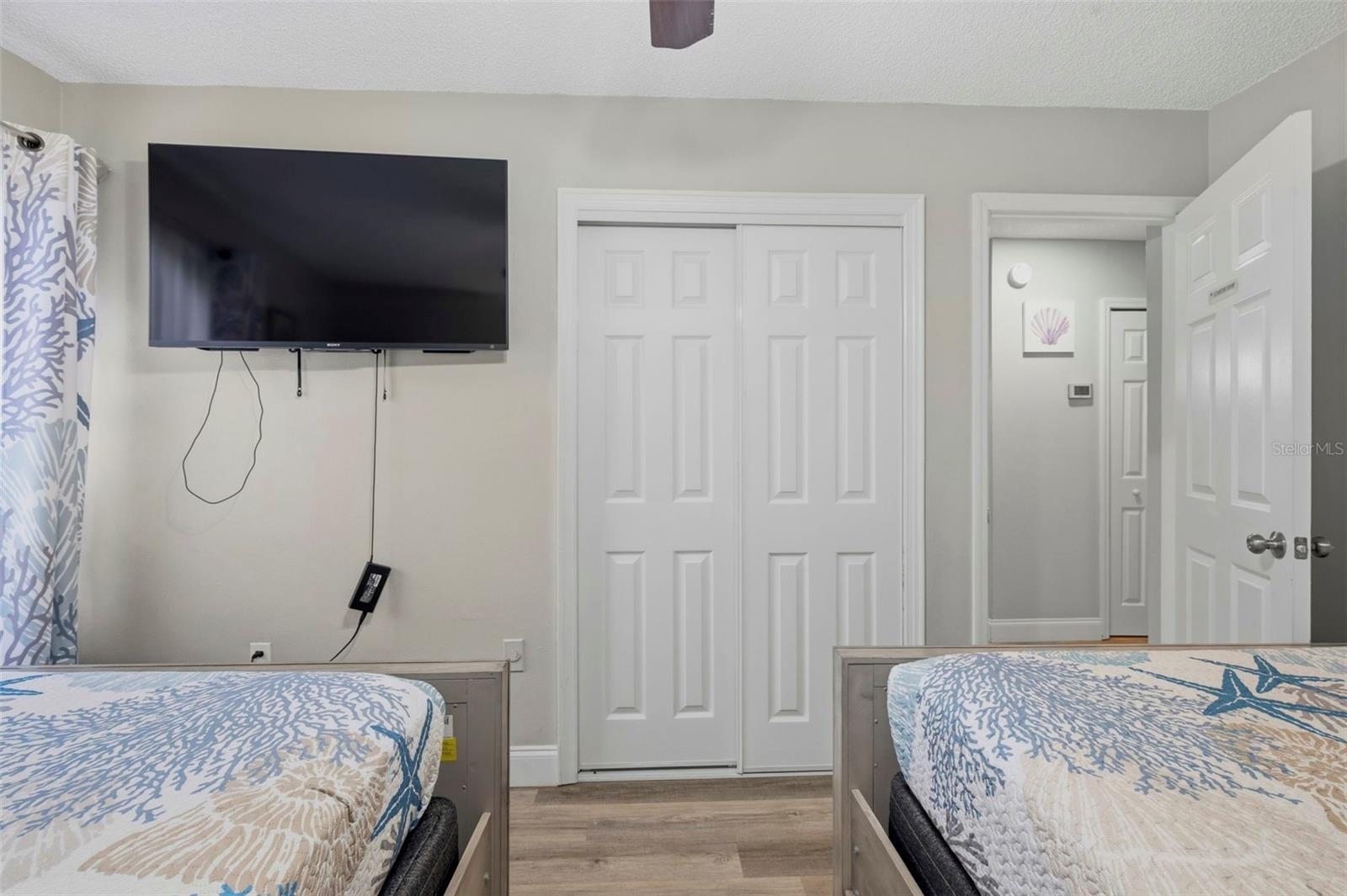 2475 GULFBREEZE CIR — photo 18