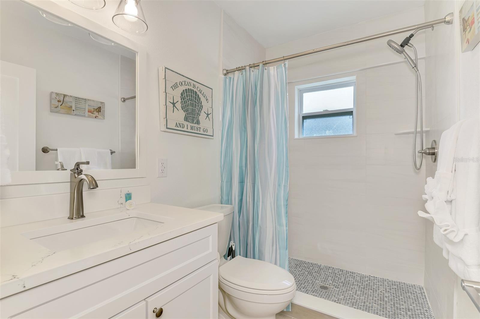 1731 REDWOOD ST — photo 24