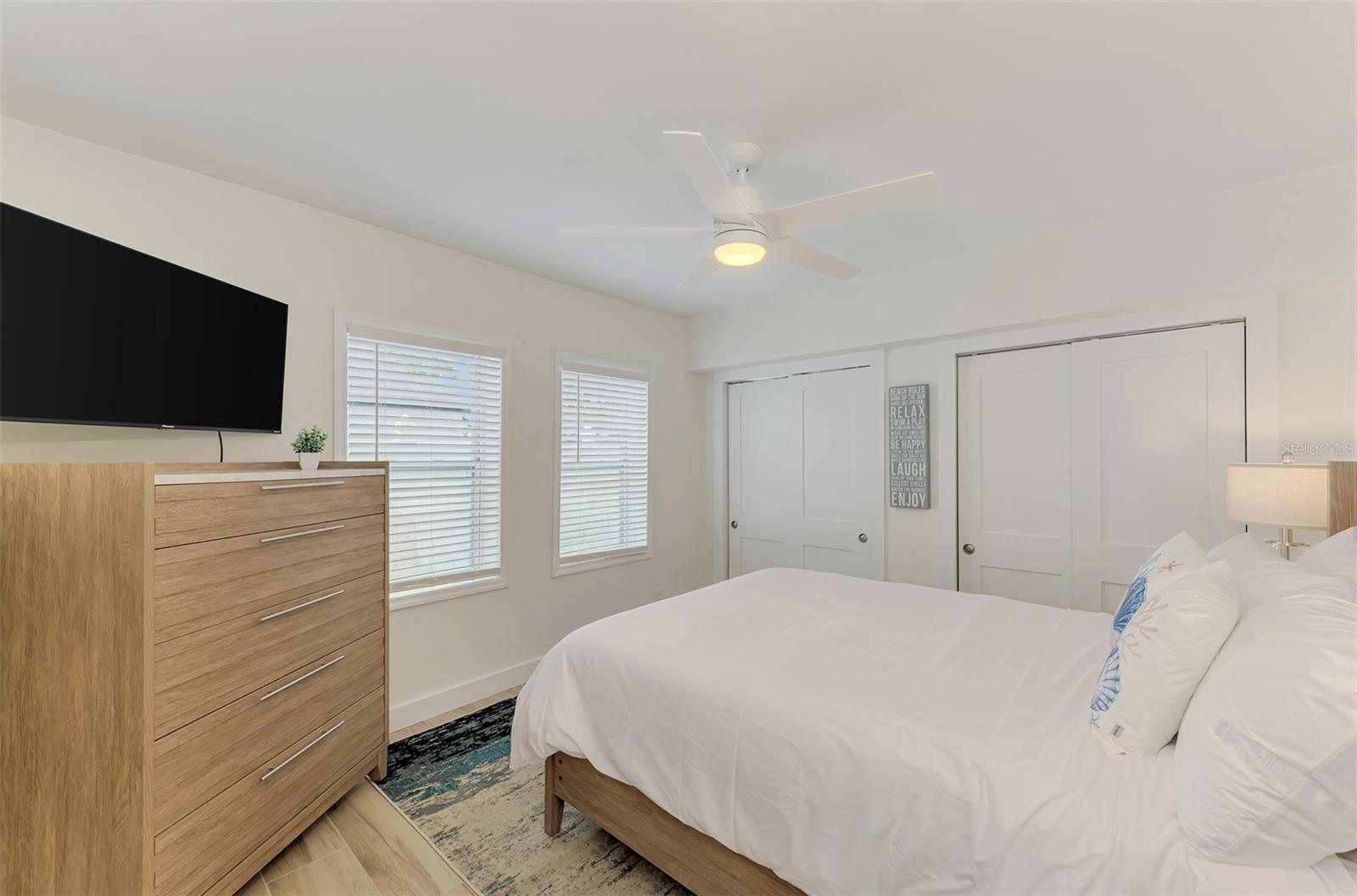 1731 REDWOOD ST — photo 25