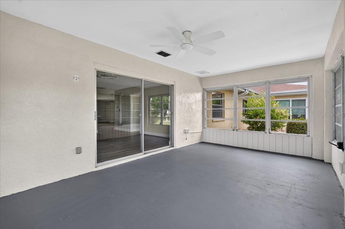 1201 WILD FEATHER LN — photo 31