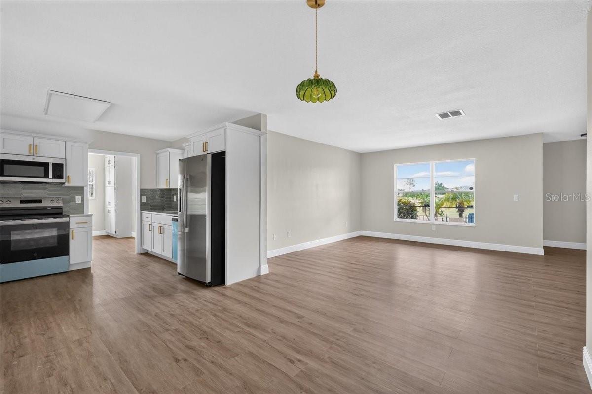 1201 WILD FEATHER LN — photo 11