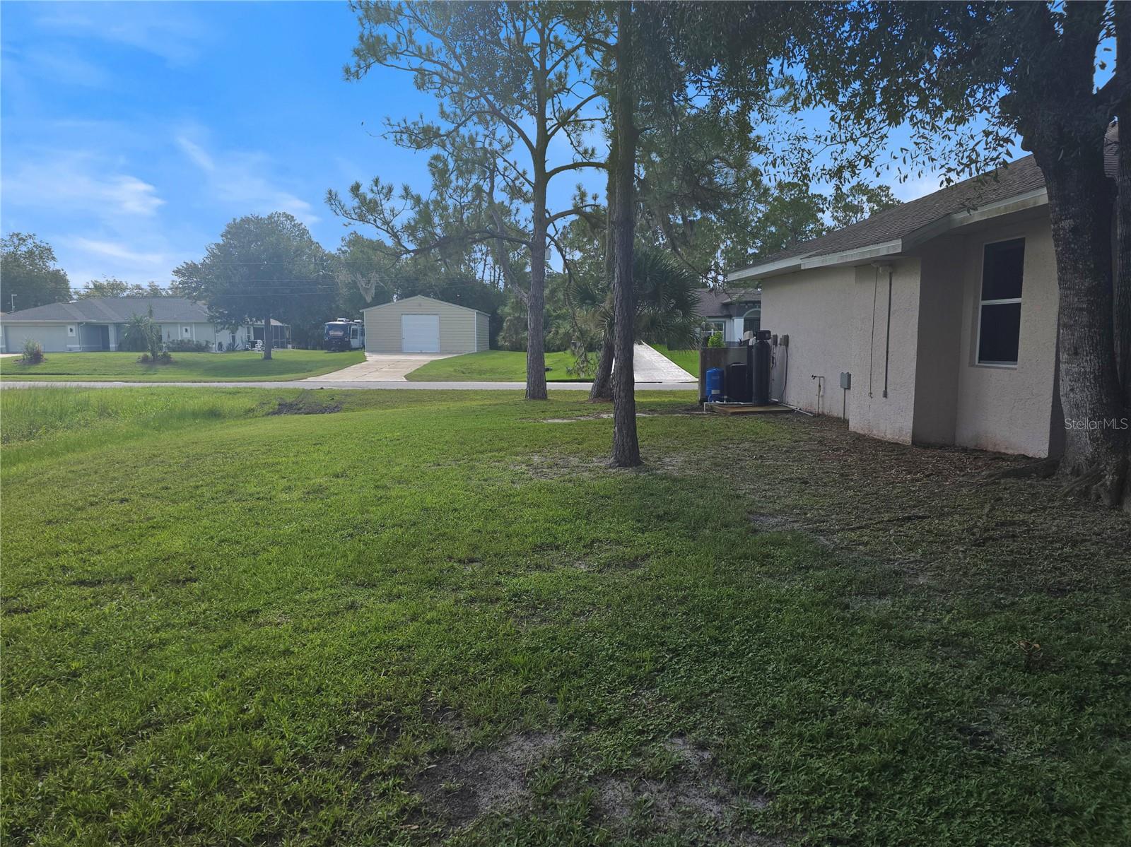 4038 LANGSOM LN — photo 33
