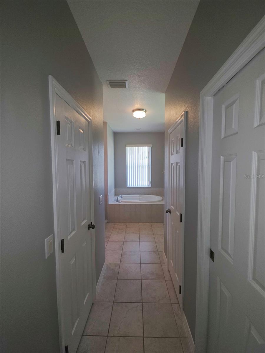 4038 LANGSOM LN — photo 22