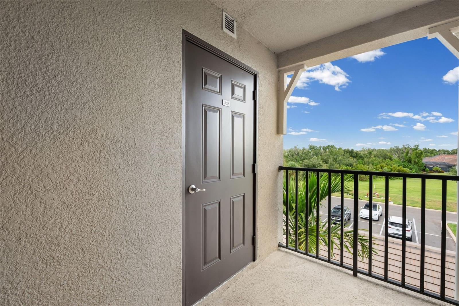 17510 GAWTHROP DR #302 — photo 31