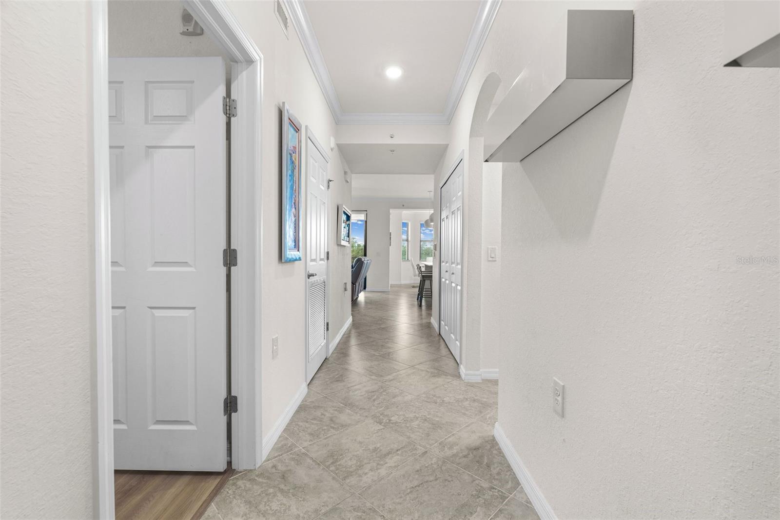 17510 GAWTHROP DR #302 — photo 3