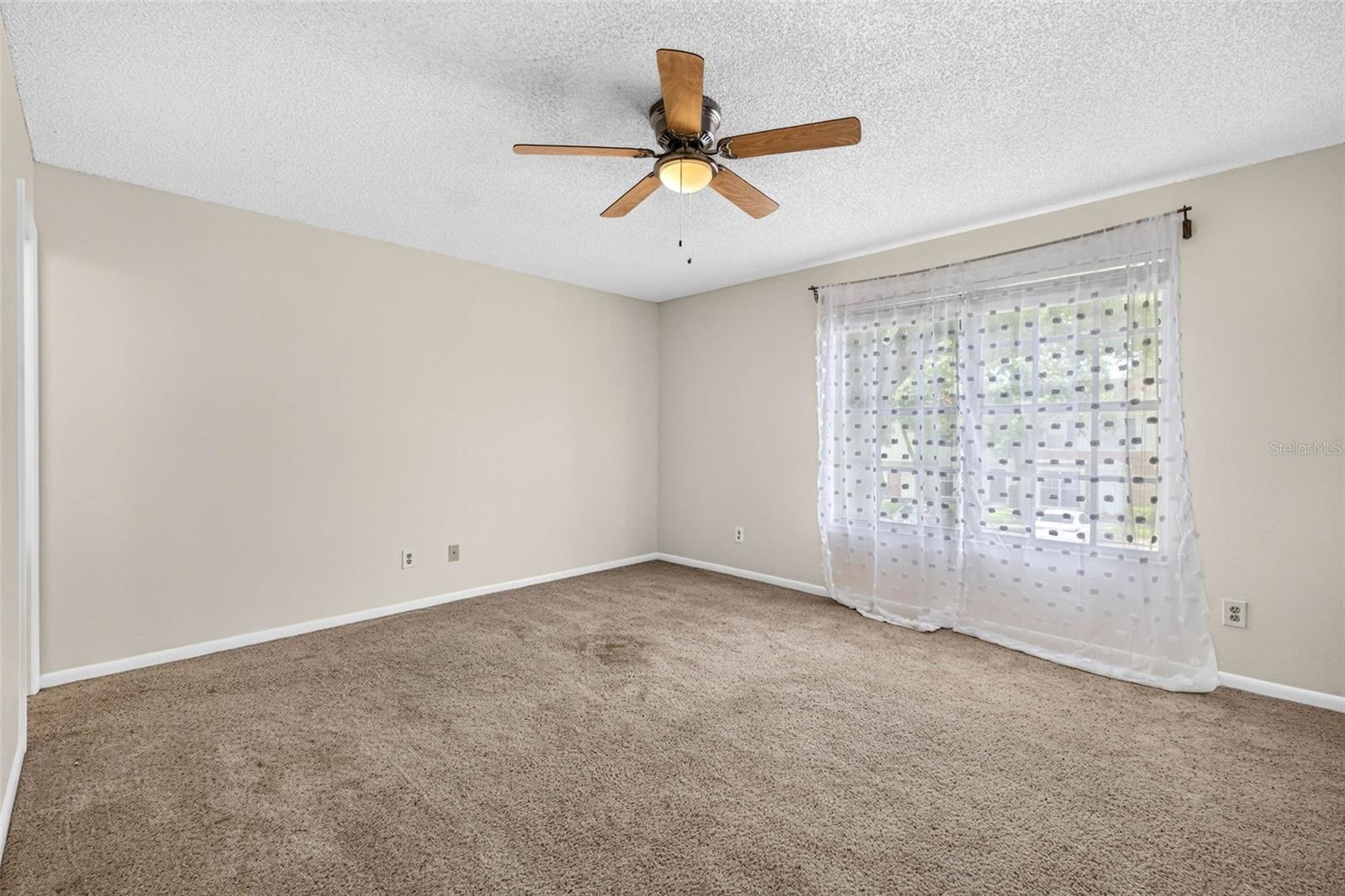 1760 MILL RUN CIR — photo 29