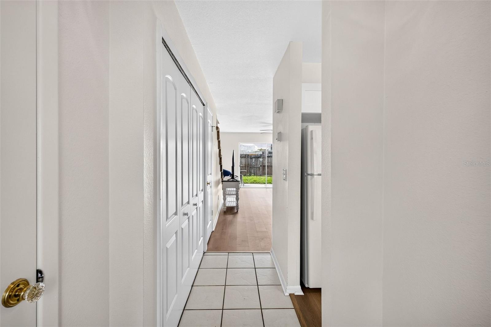 1760 MILL RUN CIR — photo 4