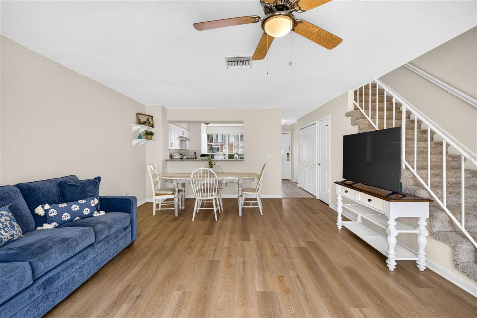 1760 MILL RUN CIR — photo 20