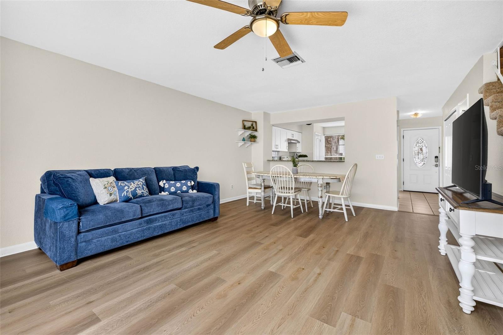 1760 MILL RUN CIR — photo 21