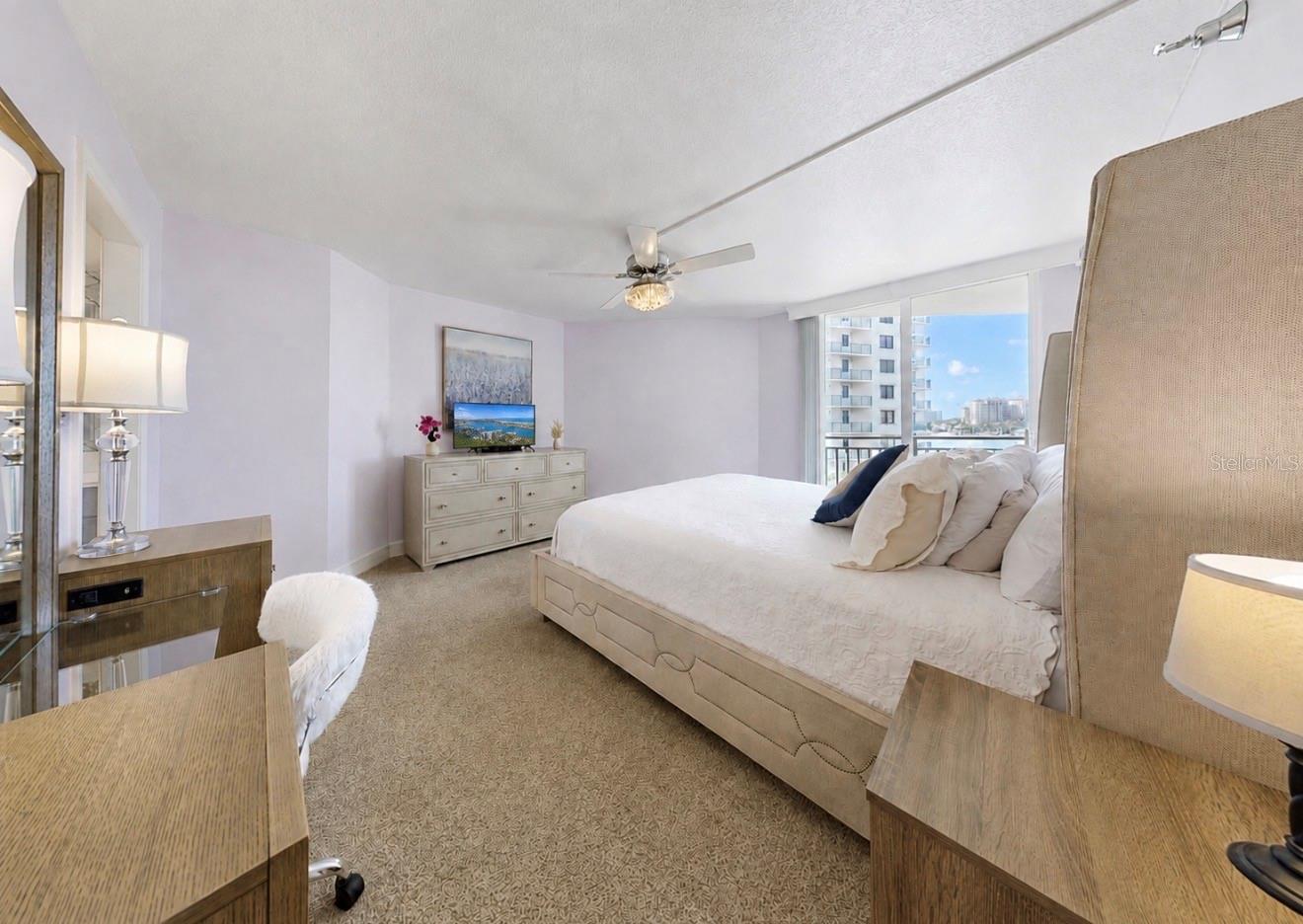 690 ISLAND WAY #501 — photo 27