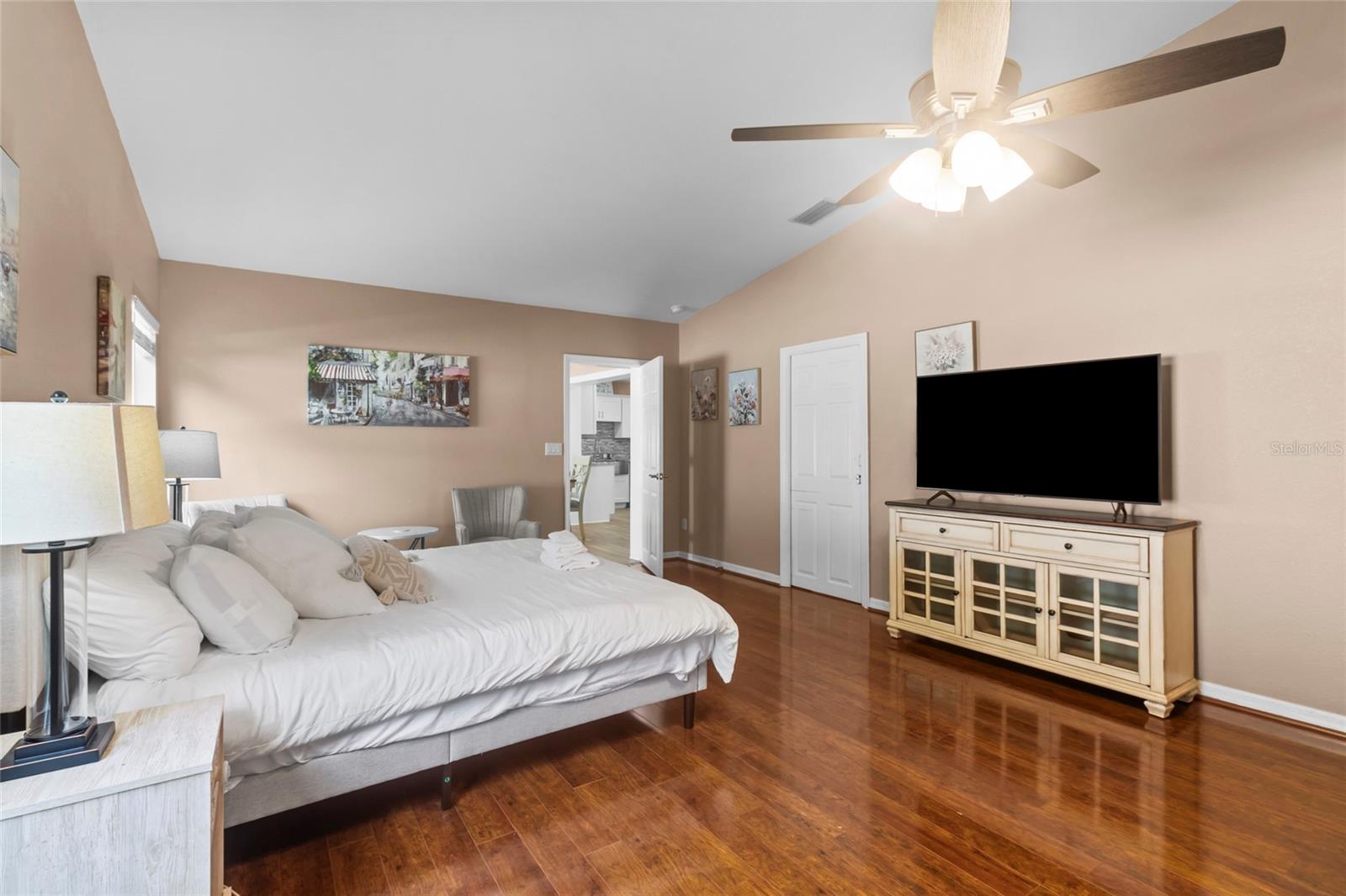 55 VELMA DR W — photo 22