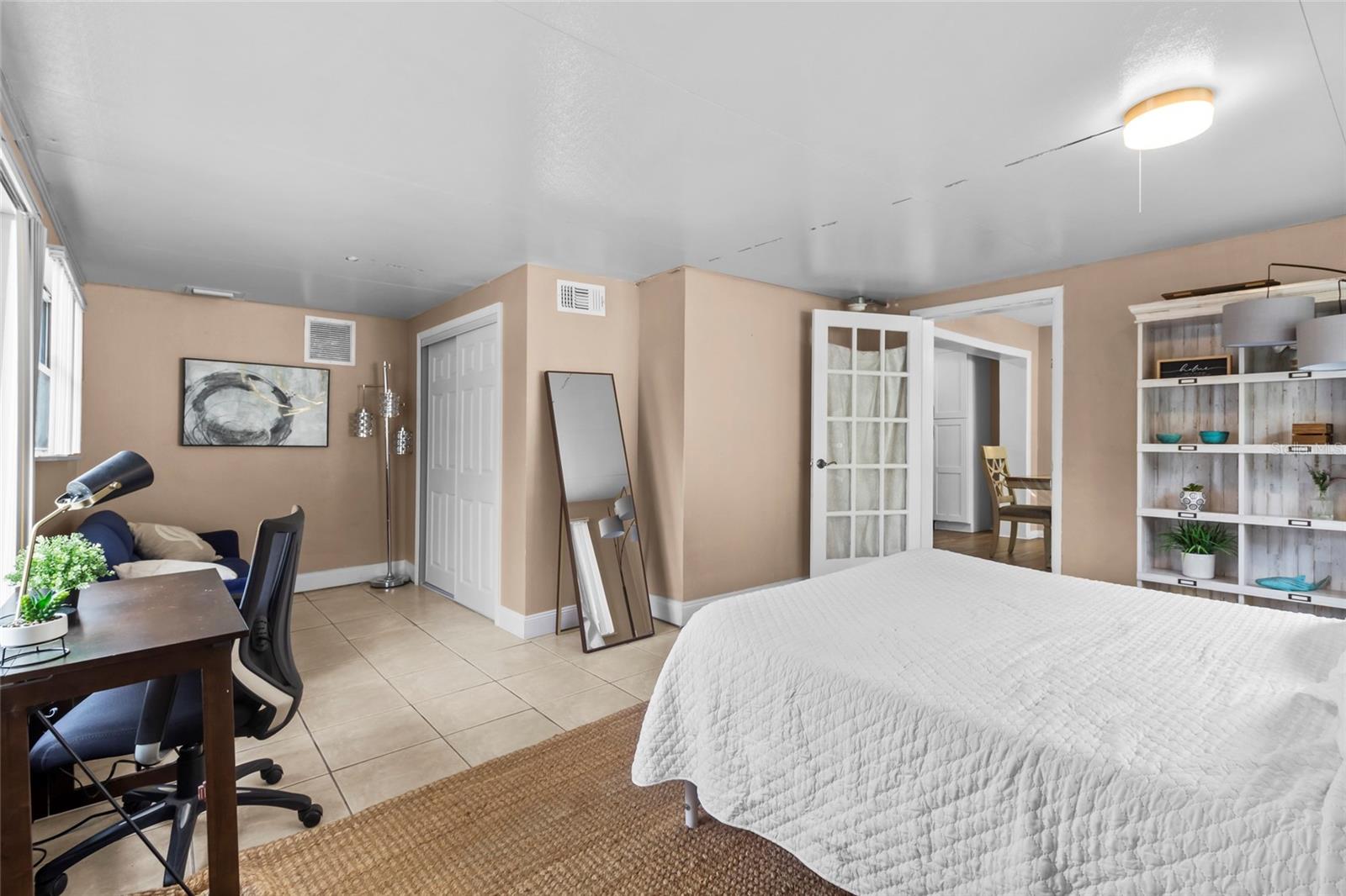 55 VELMA DR W — photo 33