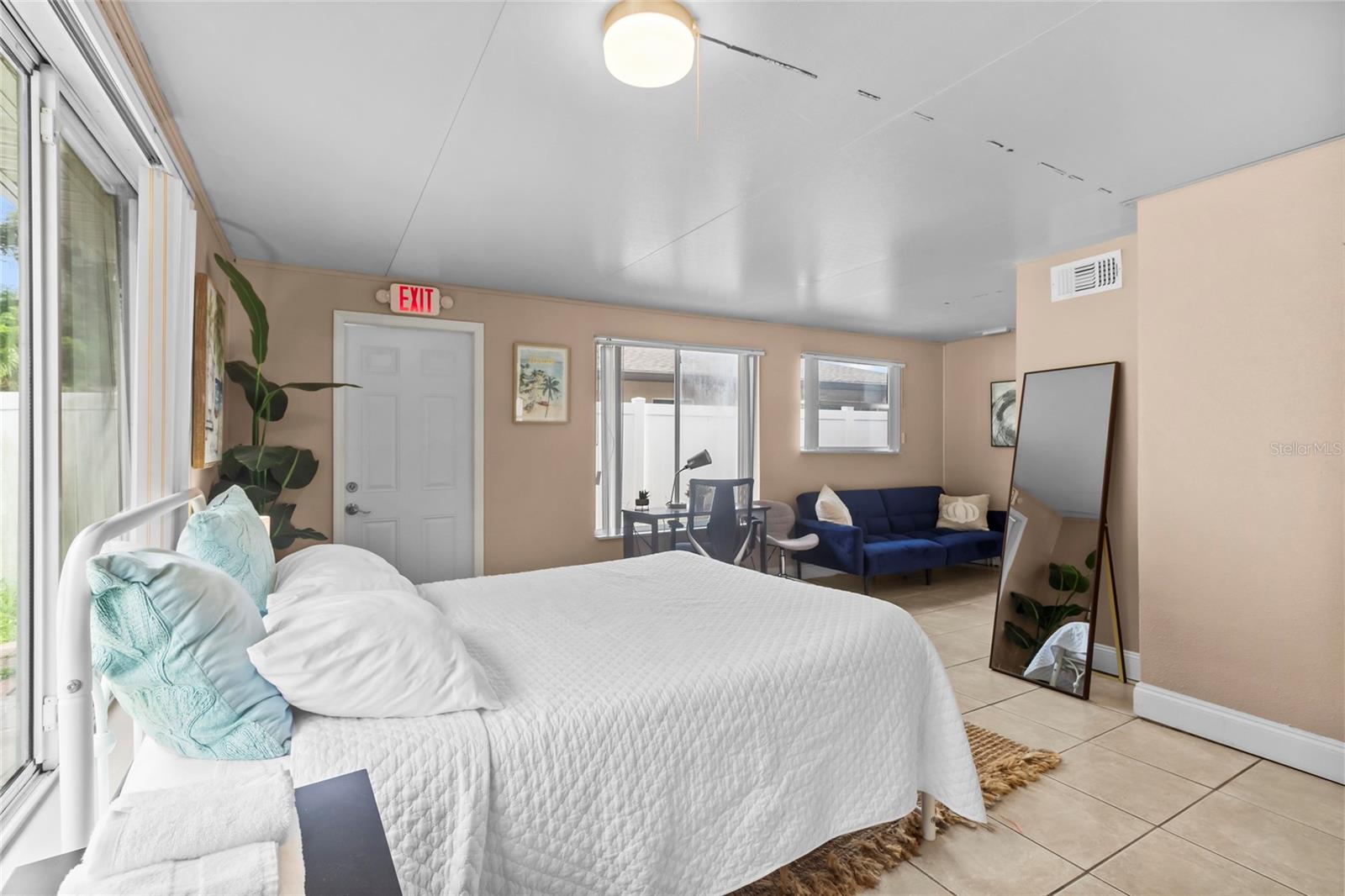55 VELMA DR W — photo 34