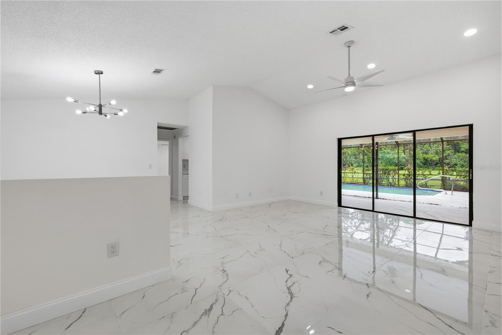 3506 FAIRWAY FOREST DR — photo 19