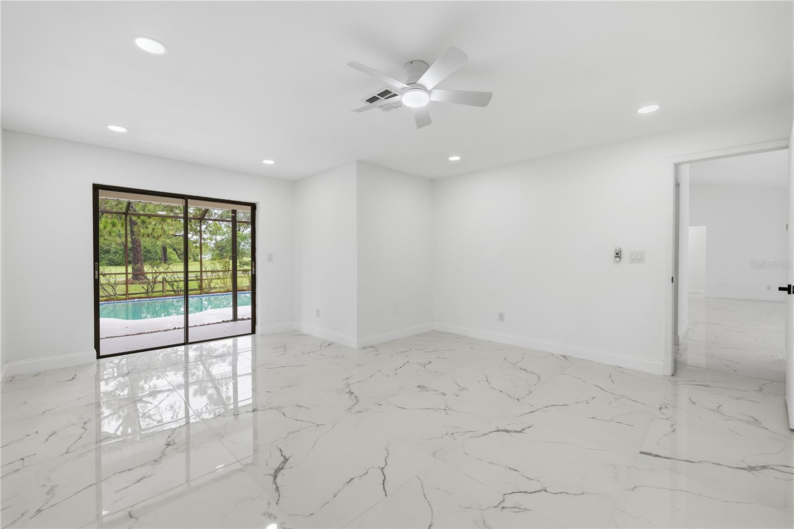 3506 FAIRWAY FOREST DR — photo 9