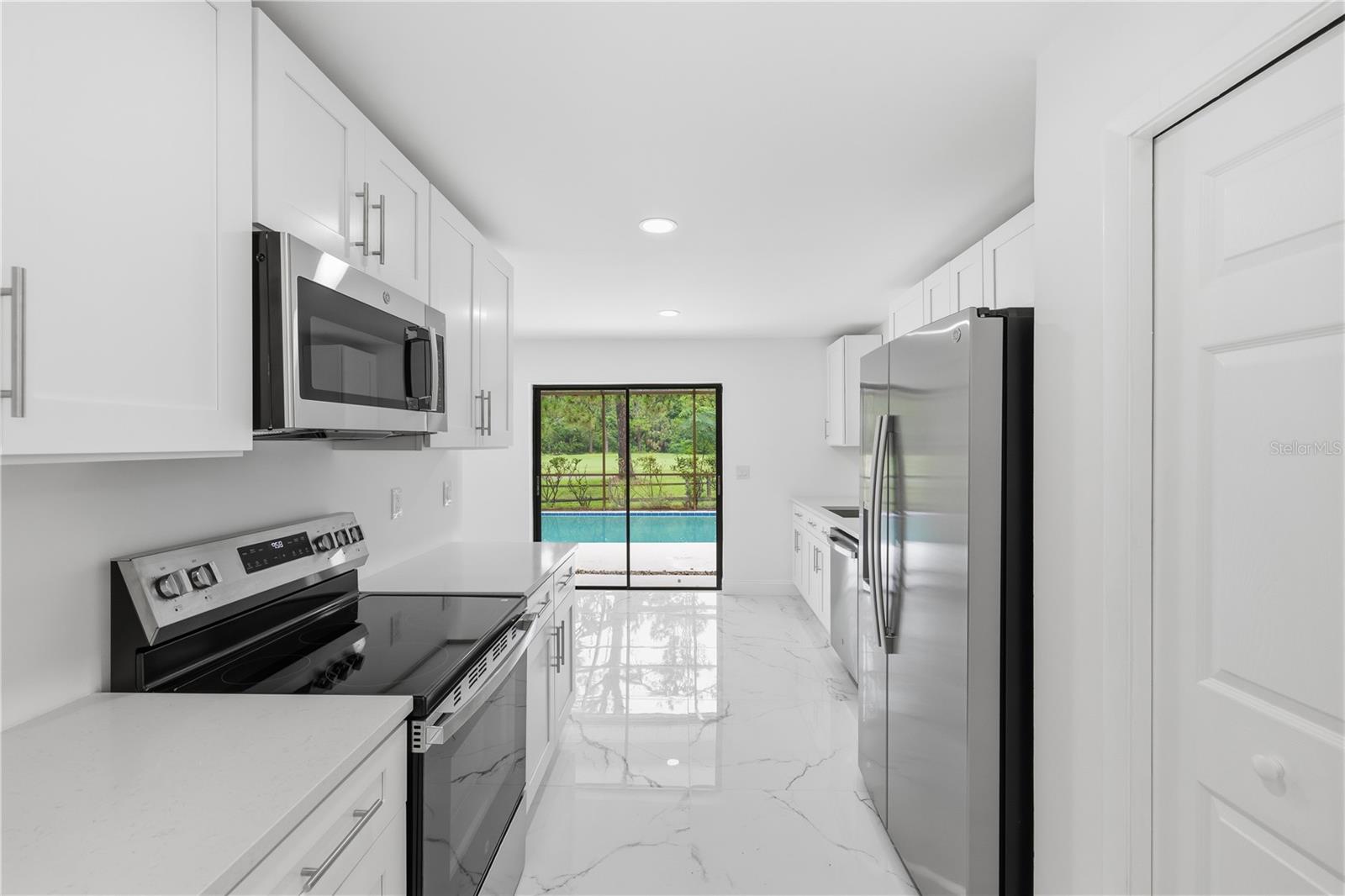 3506 FAIRWAY FOREST DR — photo 16