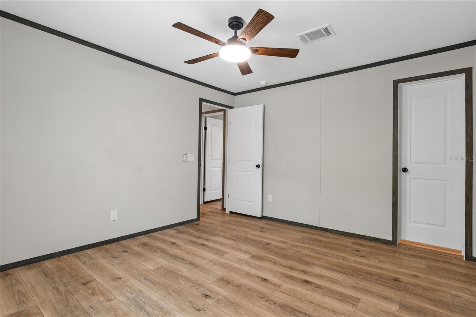 17912 GREENSBORO ST — photo 26