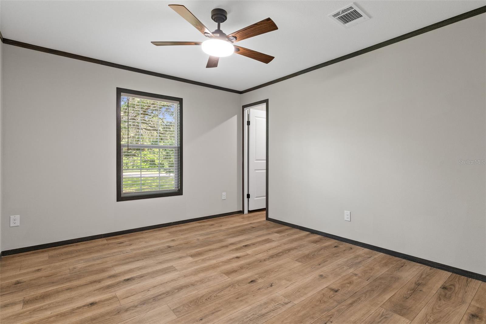 17912 GREENSBORO ST — photo 27