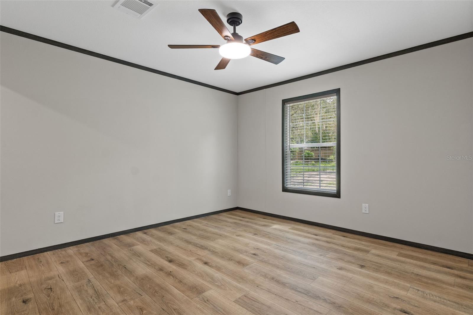 17912 GREENSBORO ST — photo 25