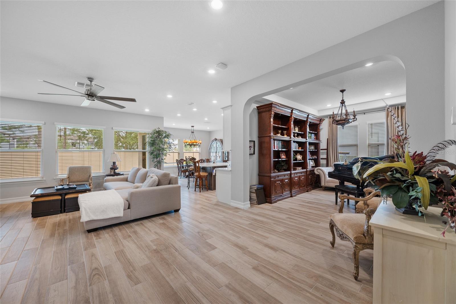 18308 LEAFMORE ST — photo 14